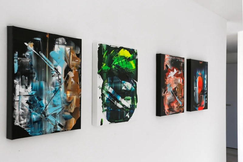 Visual Attractions, installation view